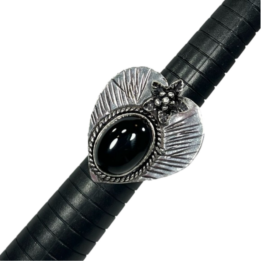 Black onyx (synthetic) 925 Ring size 8.75